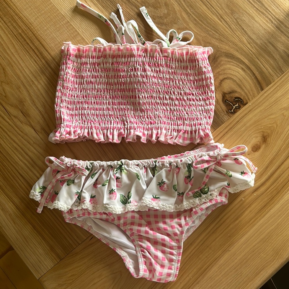 Brand New never worn no tags. 2 piece swimsuit